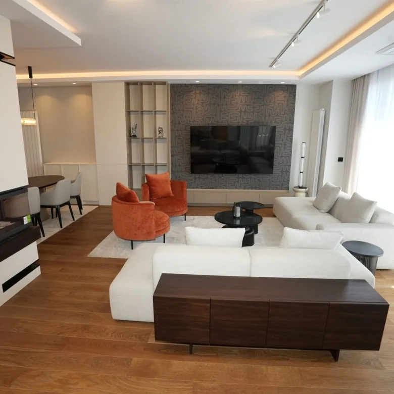 Lux penthaus sa dve garaze+krovna terasa (140m2) (2)