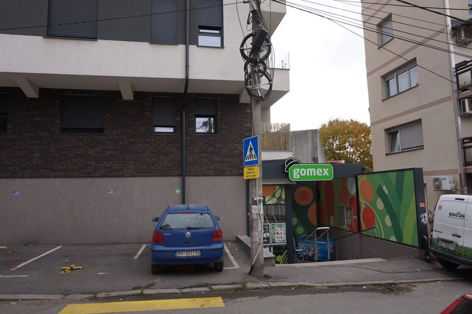 Lokal sa zakupcem i 3 parking mesta-bez provizije (3)