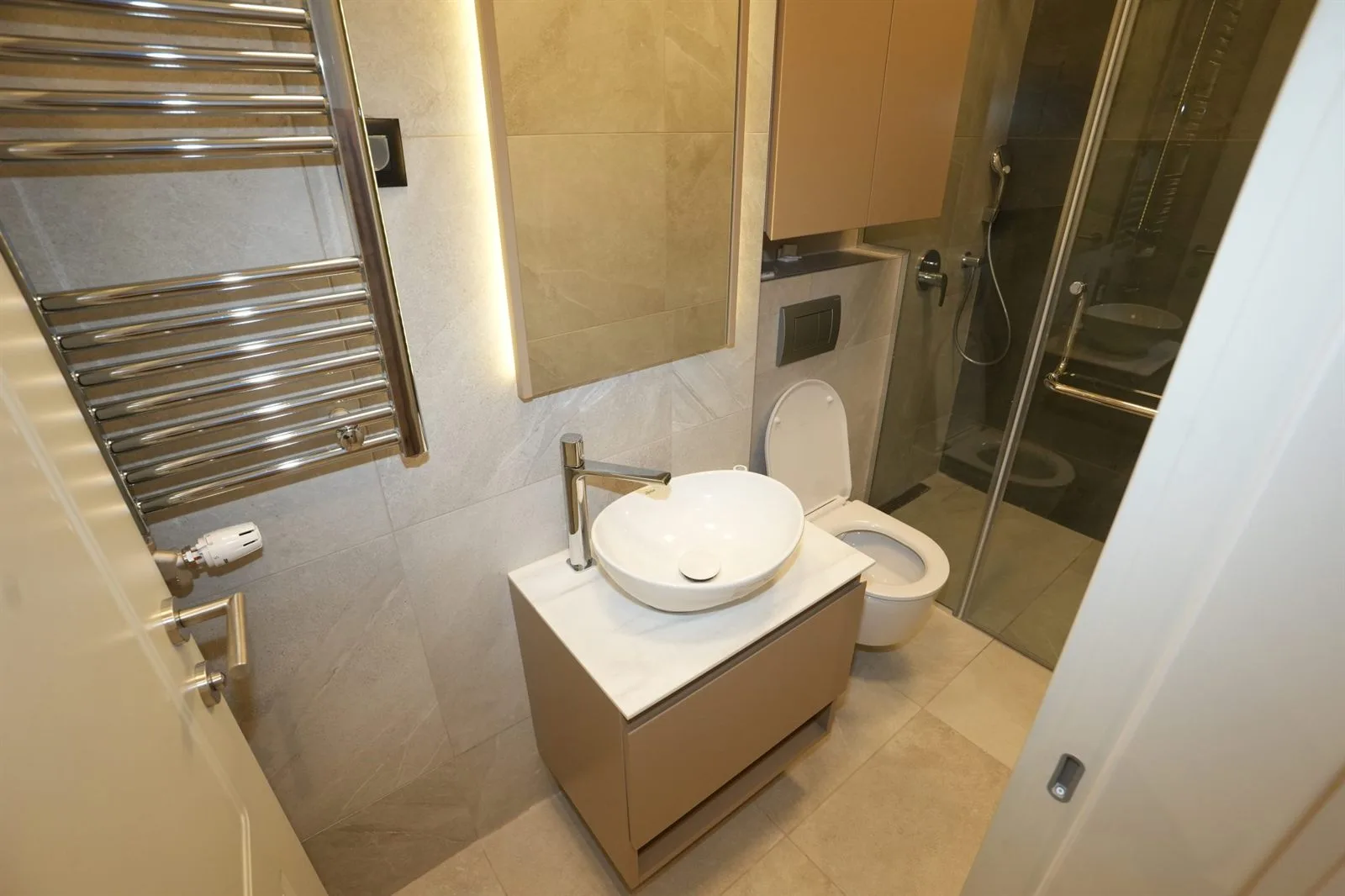 07 Lux penthaus sa dve garaze+krovna terasa (140m2) (7)