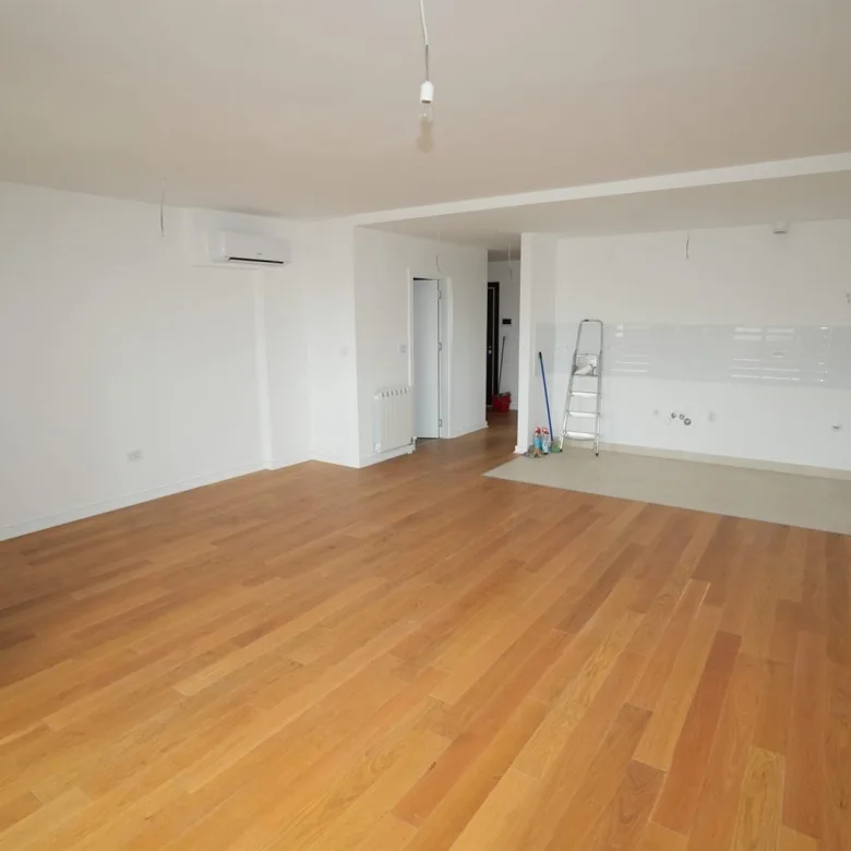 EXTRA LUX STANOVI KOD VUKOVOG SPOMENIKA-BEZ PROVIZIJE (10)