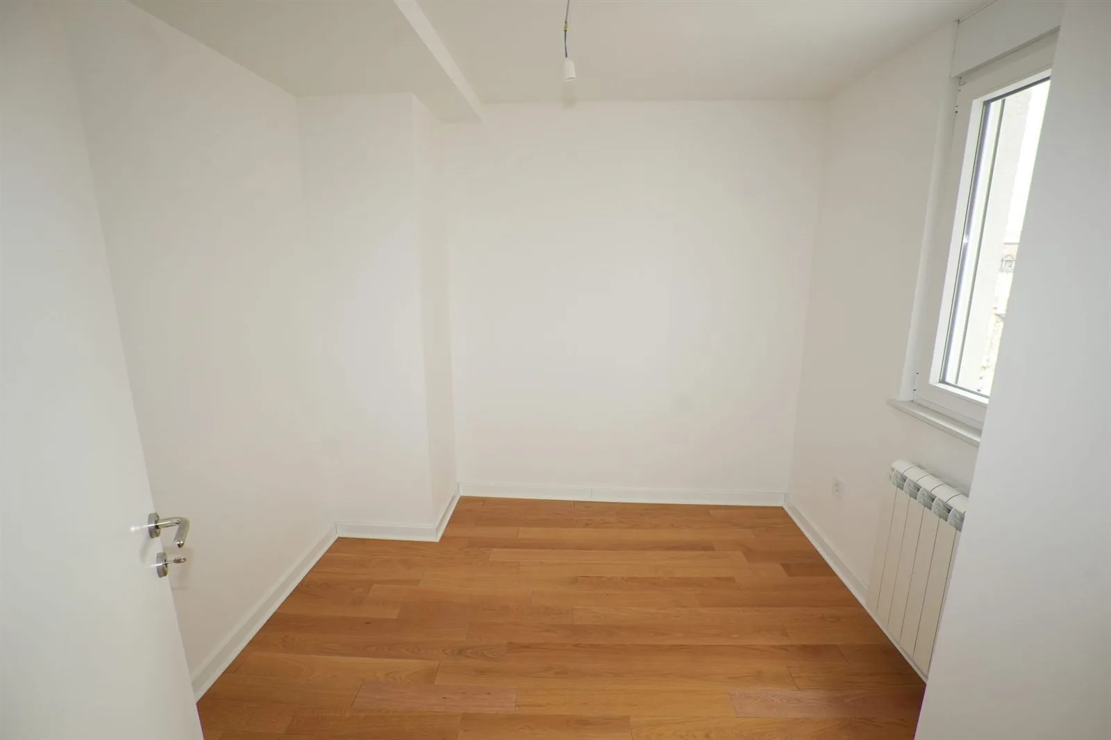 EXTRA LUX STANOVI KOD VUKOVOG SPOMENIKA-BEZ PROVIZIJE (15)