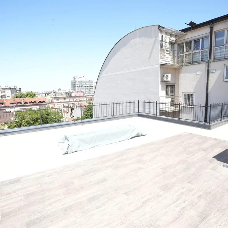 Lux penthaus sa dve garaze+krovna terasa (140m2) (16)