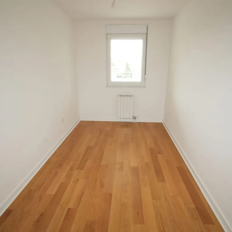 EXTRA LUX STANOVI KOD VUKOVOG SPOMENIKA-BEZ PROVIZIJE (16)