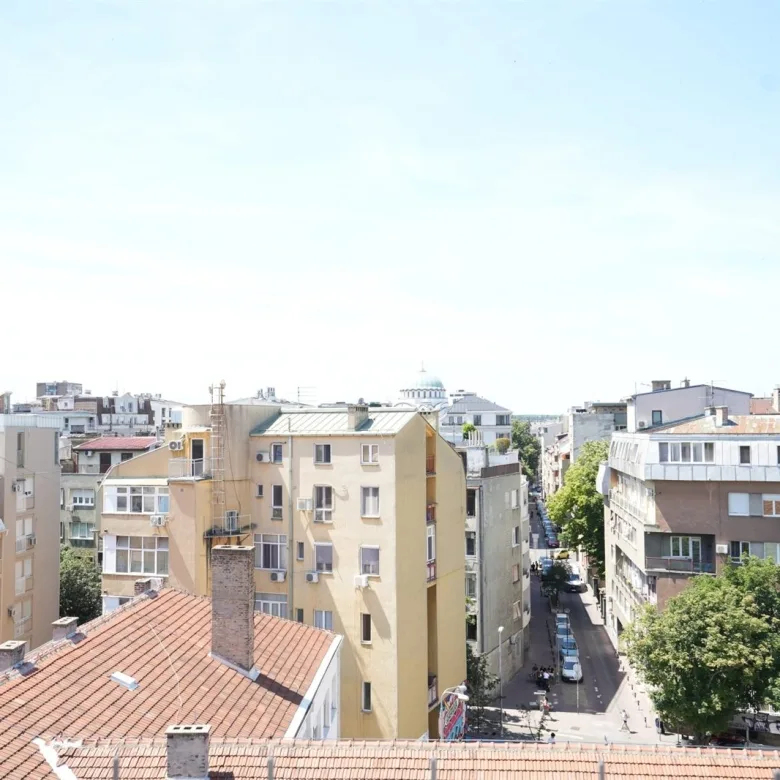 Lux penthaus sa dve garaze+krovna terasa (140m2) (17)