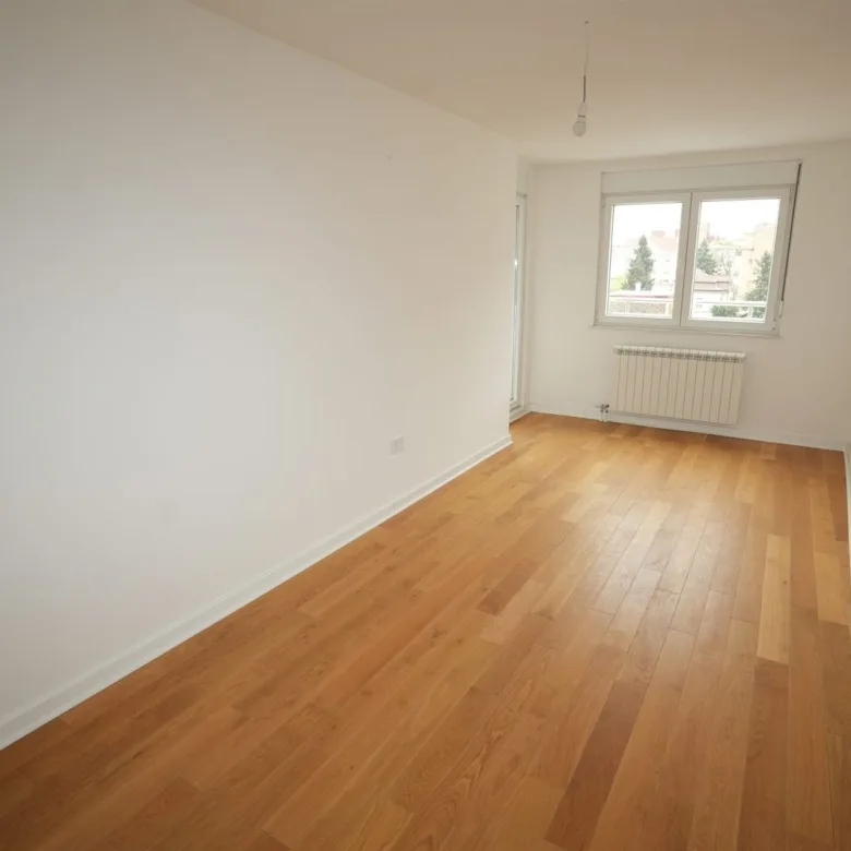 EXTRA LUX STANOVI KOD VUKOVOG SPOMENIKA-BEZ PROVIZIJE (17)